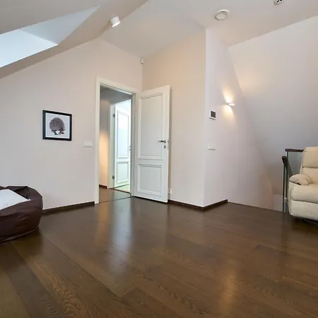 公寓 Luxury Baron Fon Fersen 塔林