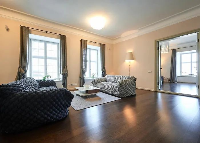 Luxury Baron Fon Fersen Apartman *